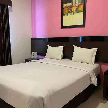 Ayla City Hotel Sorong Eksteriør bilde