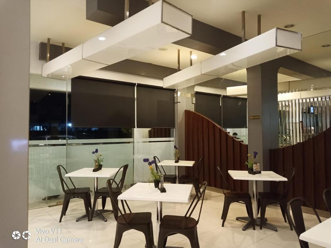 Ayla City Hotel Sorong Eksteriør bilde