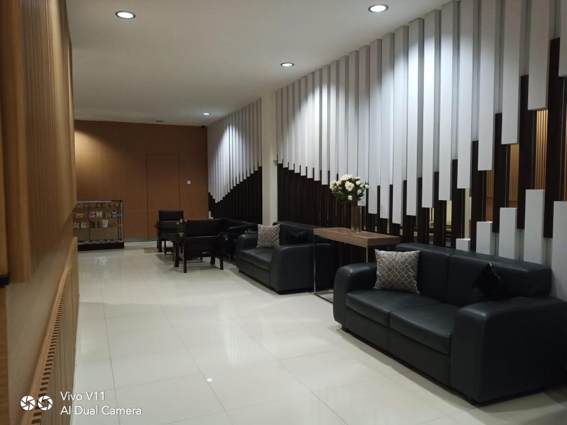 Ayla City Hotel Sorong Eksteriør bilde