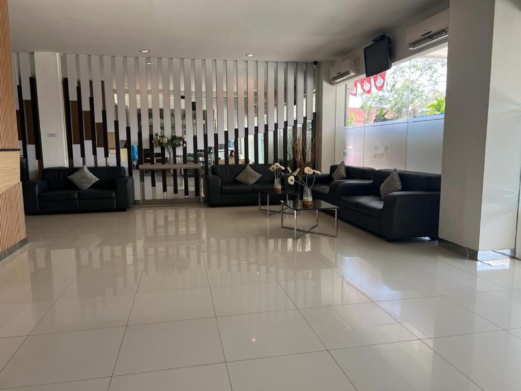 Ayla City Hotel Sorong Eksteriør bilde