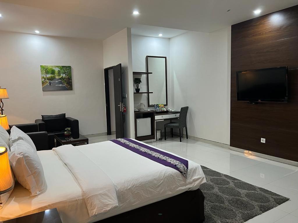 Ayla City Hotel Sorong Eksteriør bilde