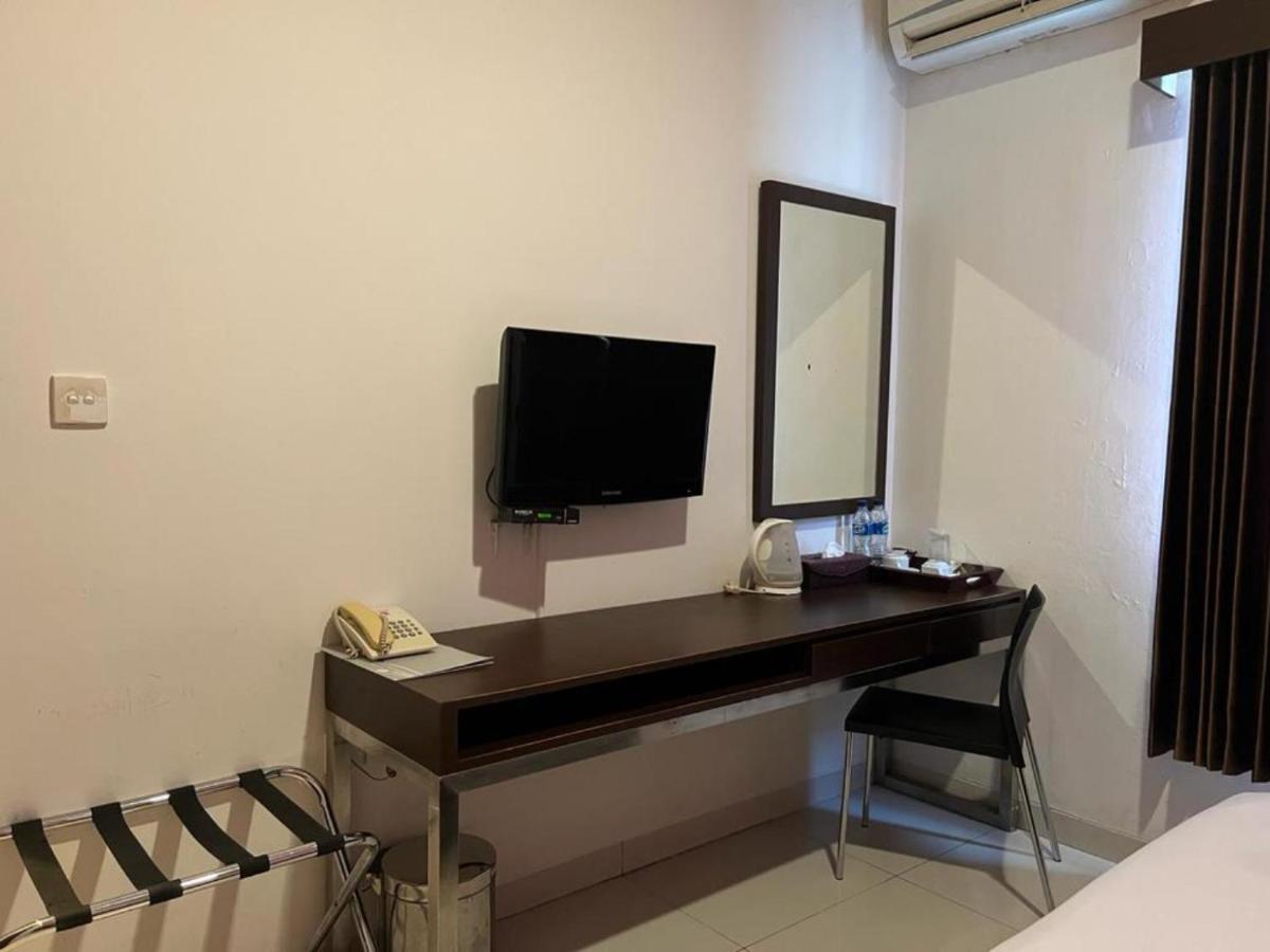 Ayla City Hotel Sorong Eksteriør bilde